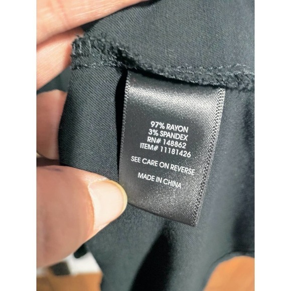 Torrid black long sleeve dress with low v neck and string tie woman size 1X (1) - Picture 8 of 9